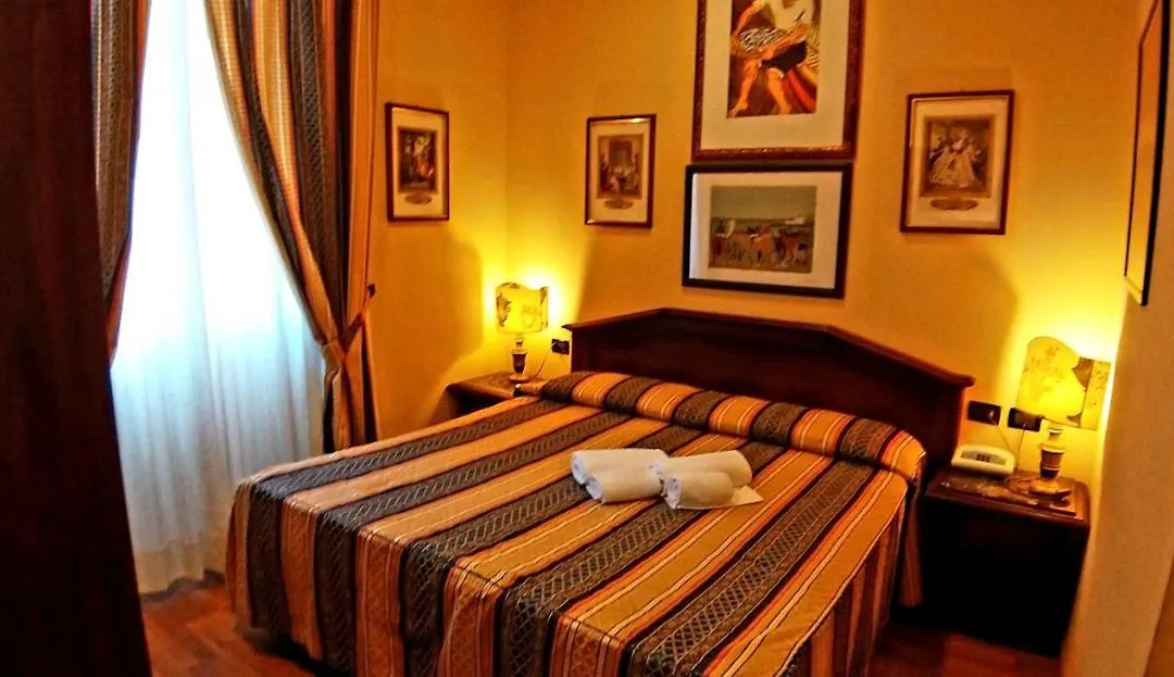 Hotel Enza-1