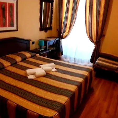 Hotel Enza-3